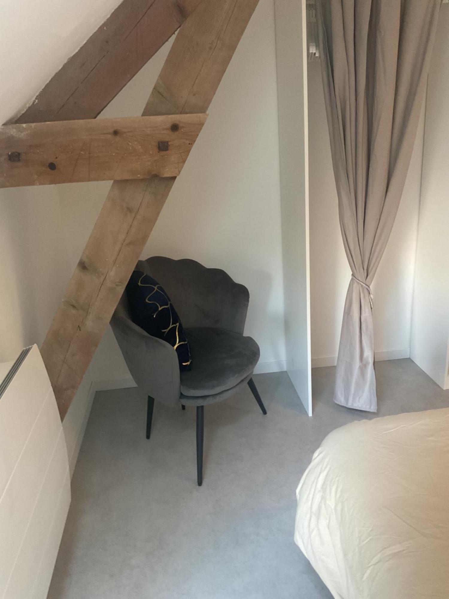Maison Cosy Avec Exterieur Et Piscine Partagee Mespaul Exterior foto